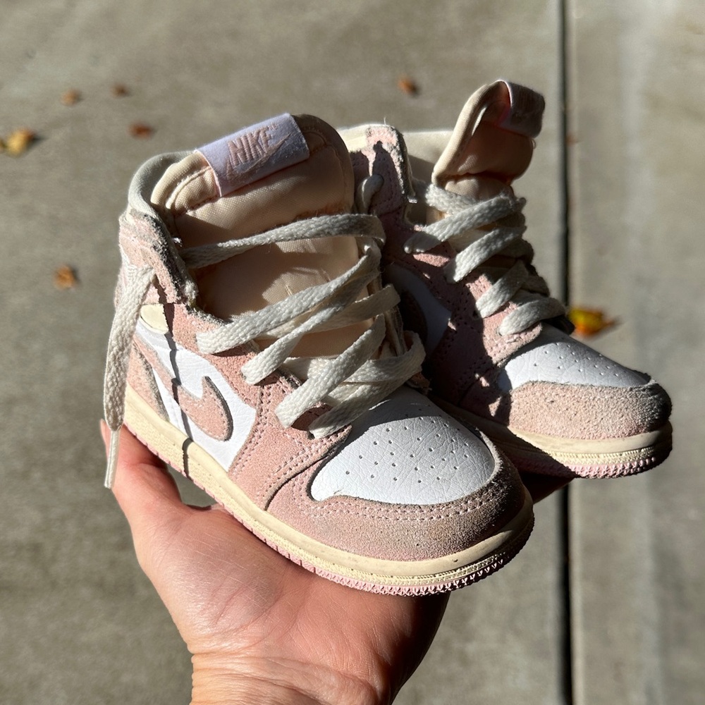 Nike - Kids Blush and White Sneakers